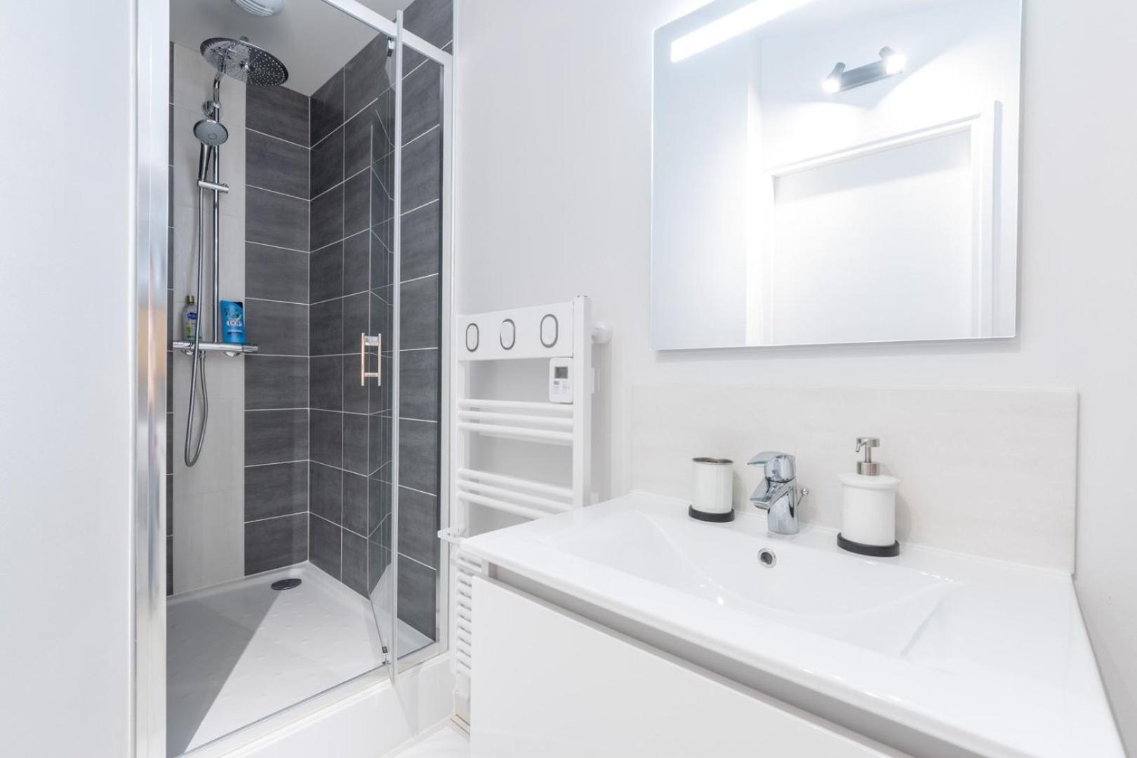 Vieux Lille Appartement Spacieux Et Equipe Bagian luar foto